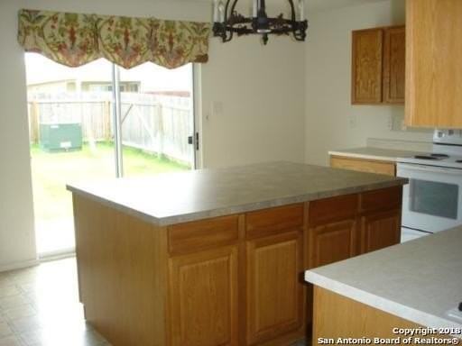 318 Mallow Grove - Photo 7 of 9