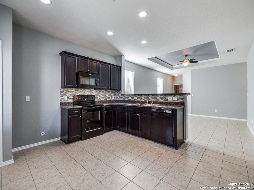 10322 Castello Canyon - Photo 4 of 13