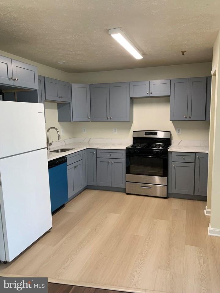 9014 Constant Course - Photo 4 of 14