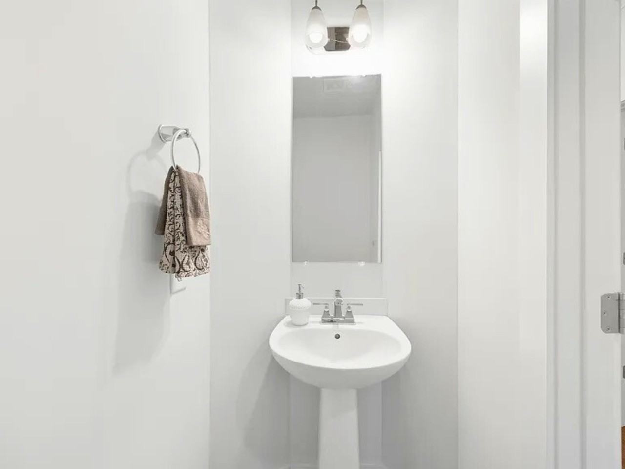 109 Shallons Drive #1 - Photo 6 of 24