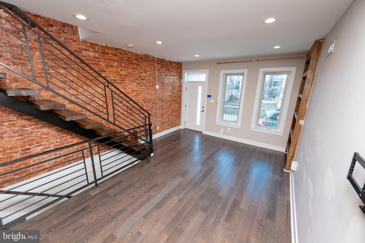 1443 North Hollywood Street - Photo 5 of 46