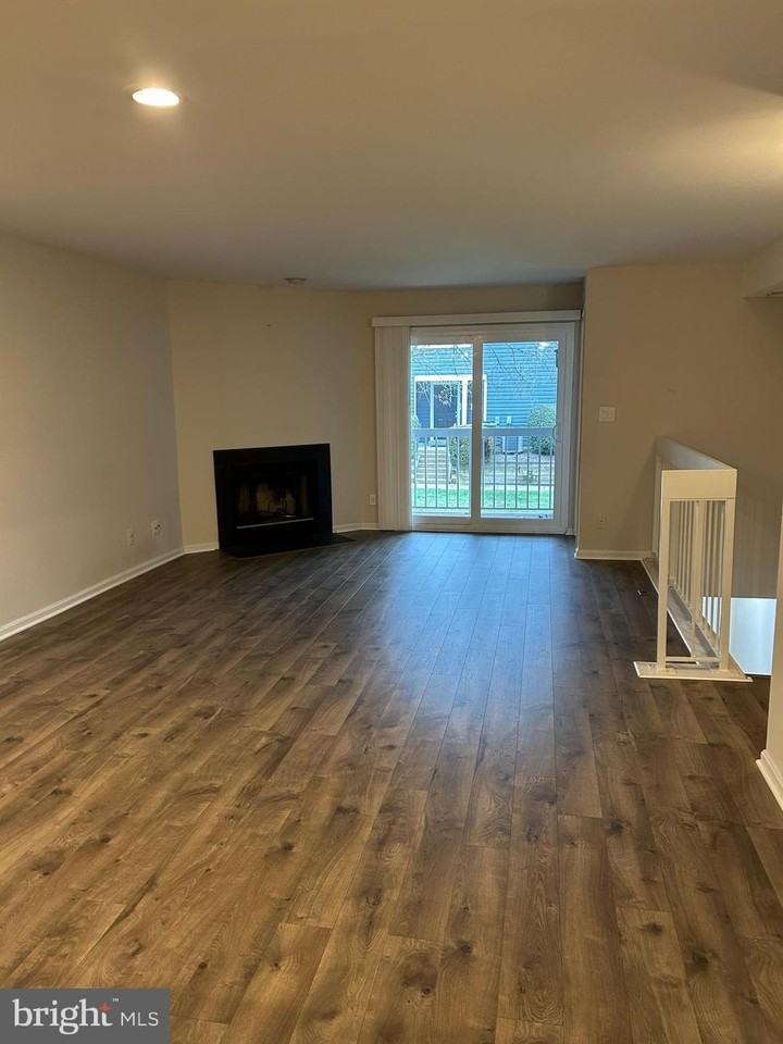 13513 Orchard Dr Unit 3513 #3513 - Photo 3 of 8