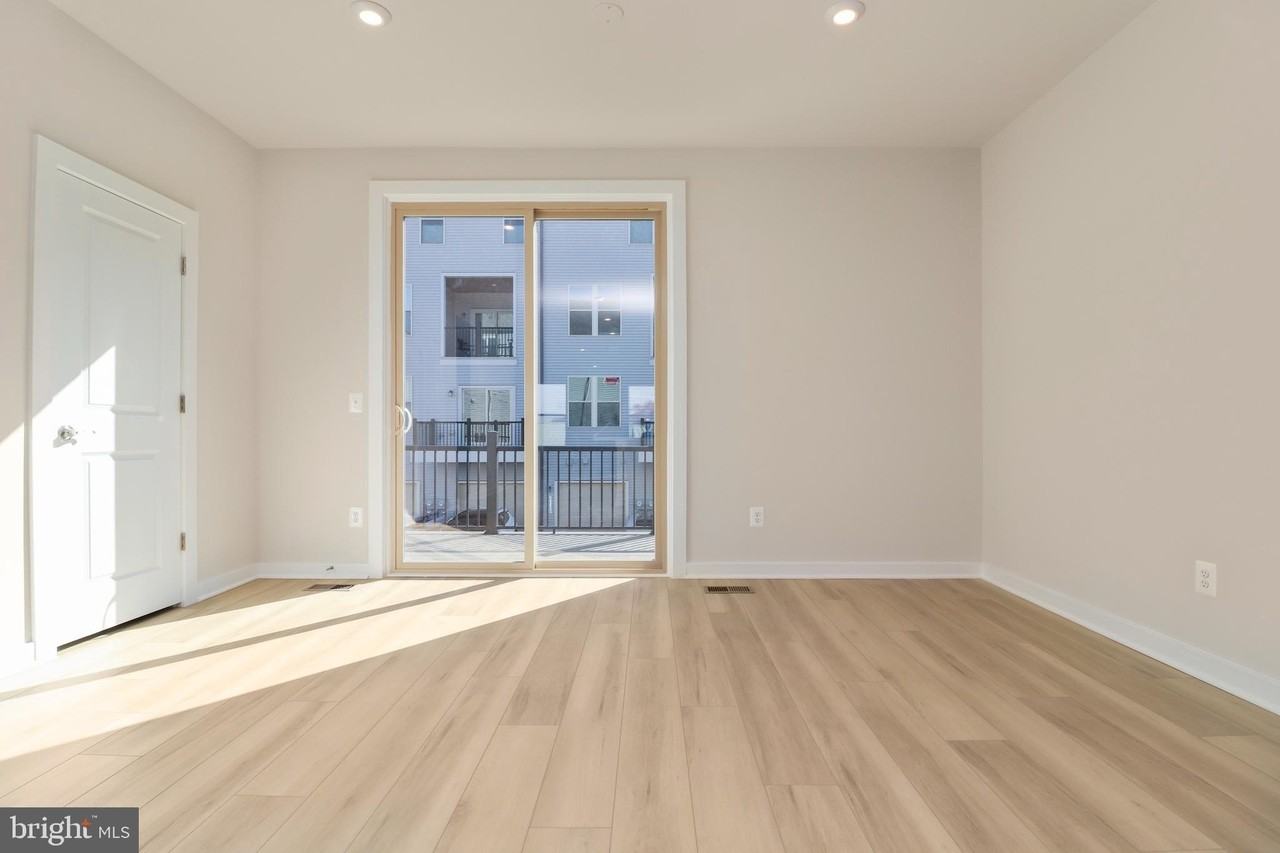 2176 Glacier Road - Photo 5 of 42