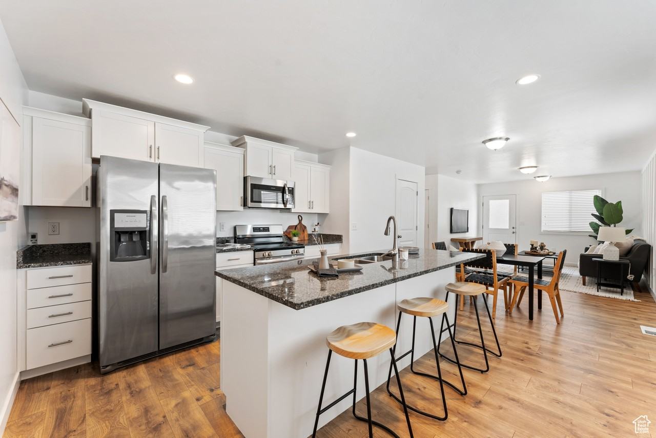 6819 Pomona Court - Photo 3 of 23