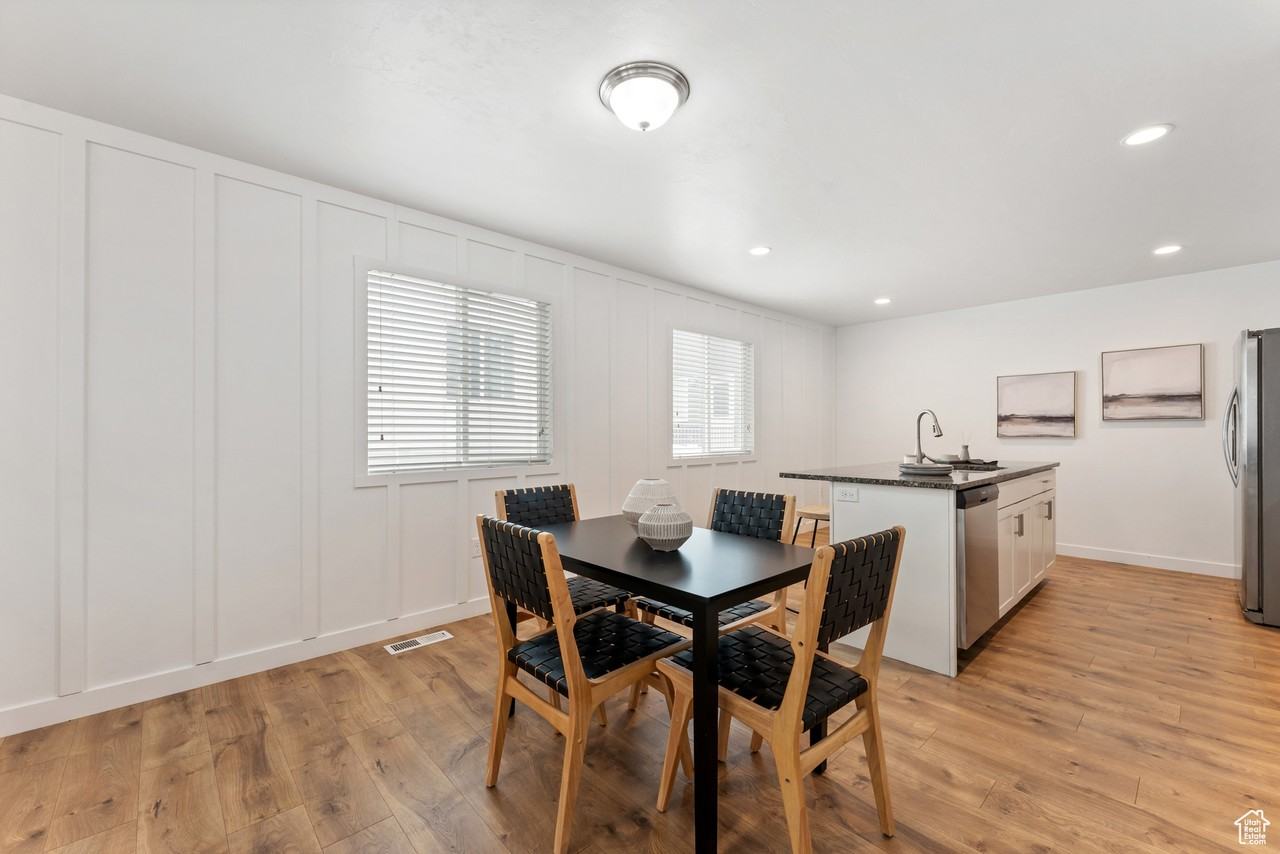 6819 Pomona Court - Photo 4 of 23