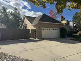 featured image of 2194 Es