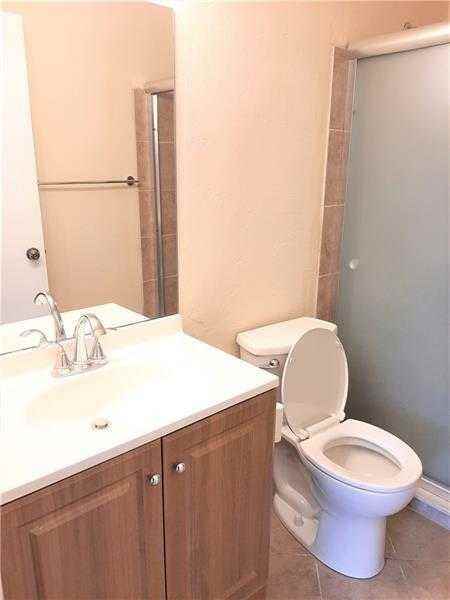 Boca Cove Cir - Photo 7 of 11