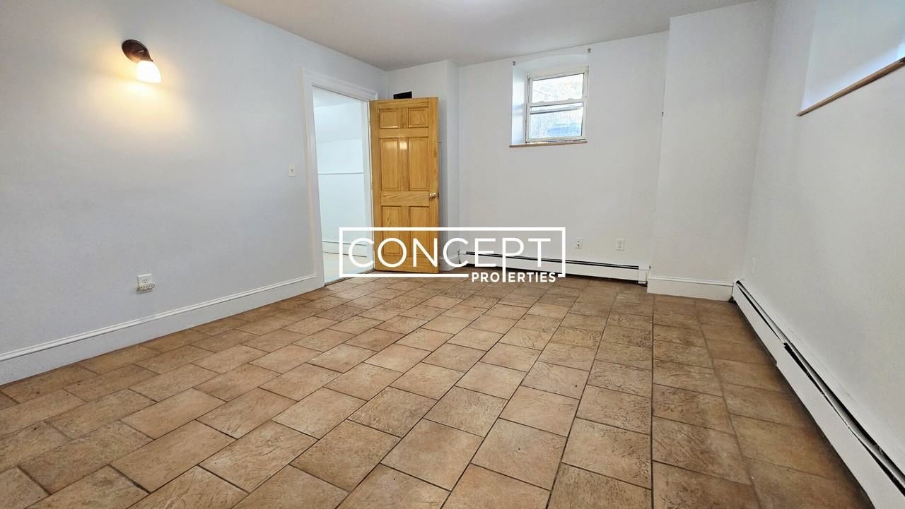 164 Auburn Street #2B - Photo 2 of 9