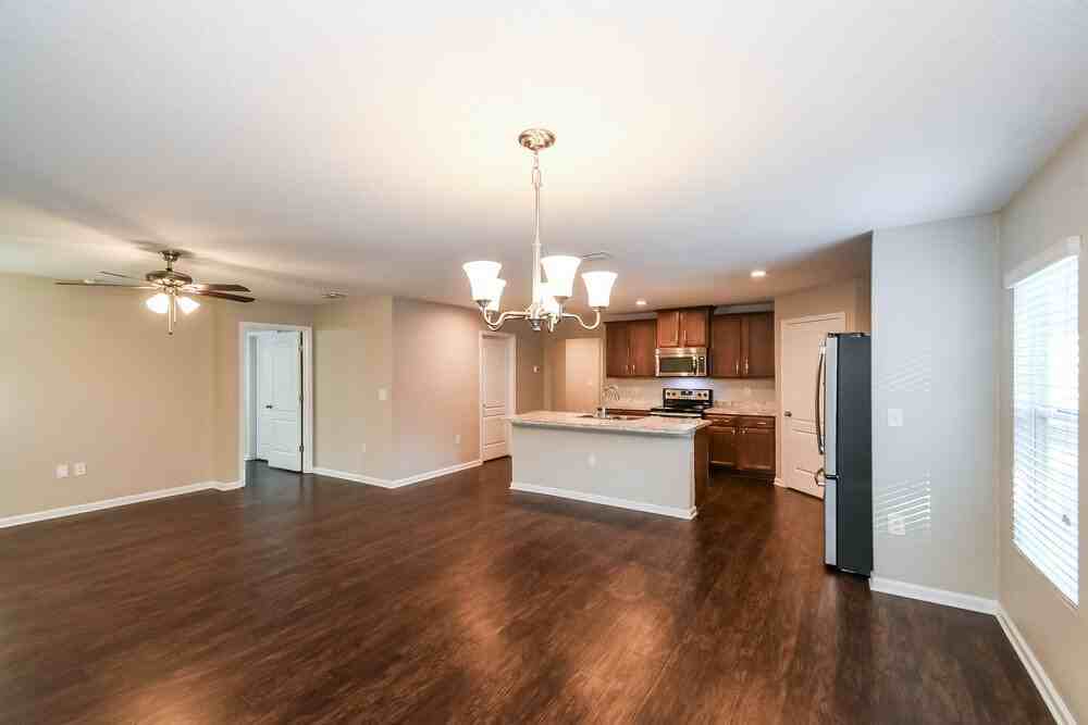 2386 Christi Lakes Ct - Photo 4 of 16