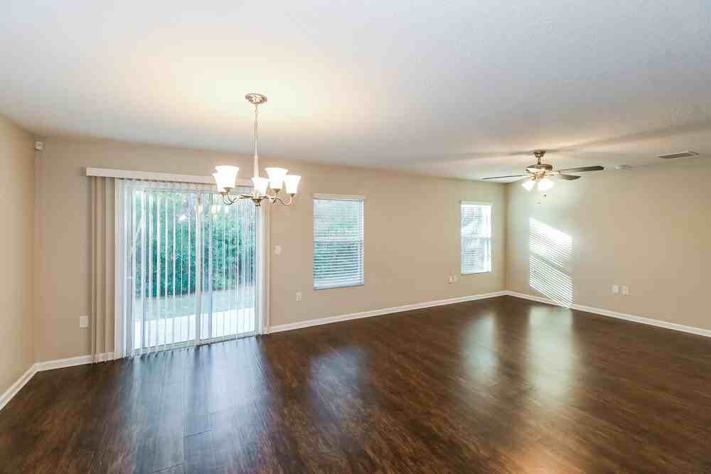 2386 Christi Lakes Ct - Photo 5 of 16