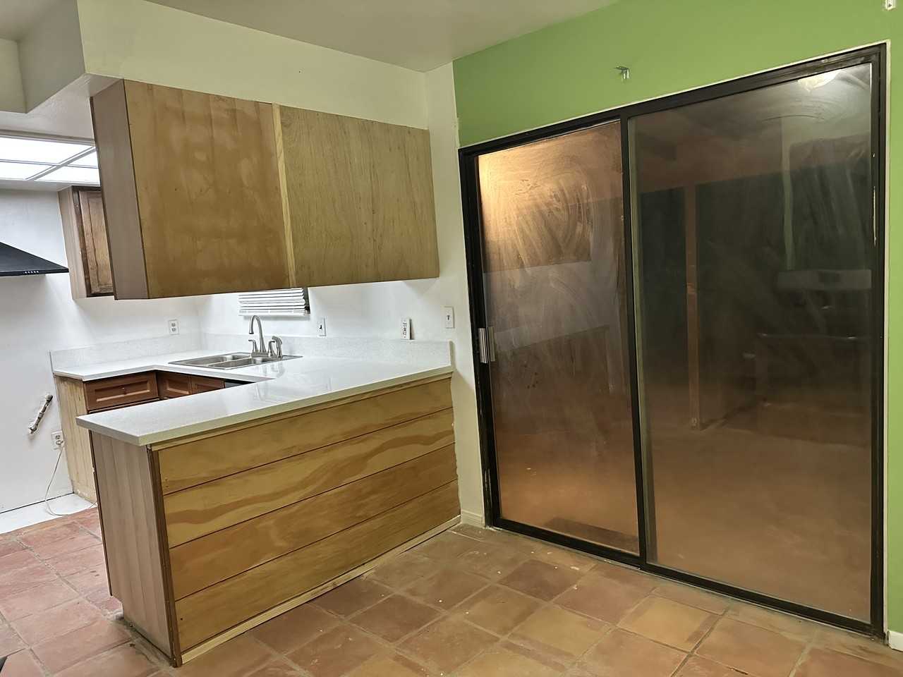 10232 East Avenue S4 - Photo 6 of 13