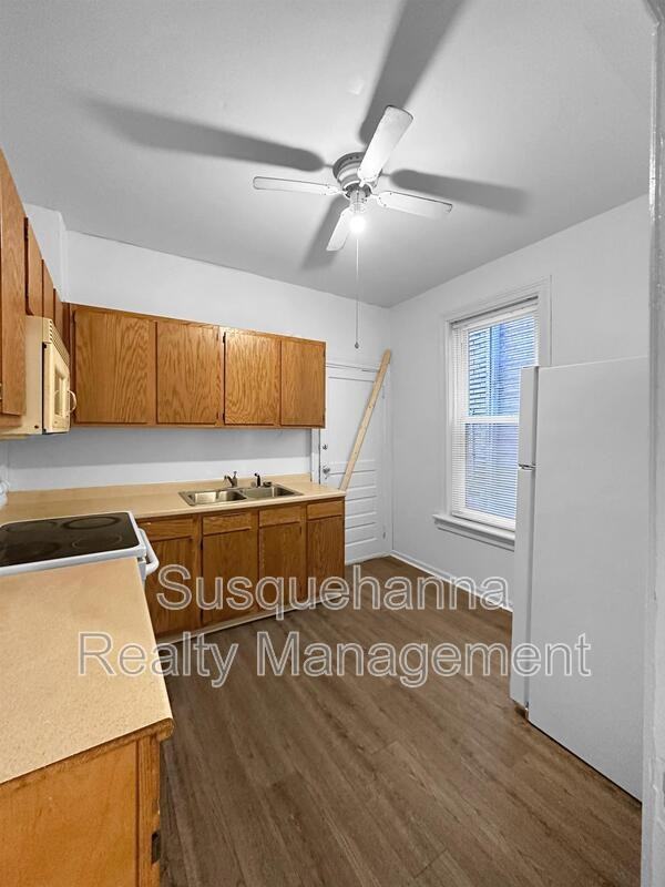 532 South 16th Street - Photo 5 of 15