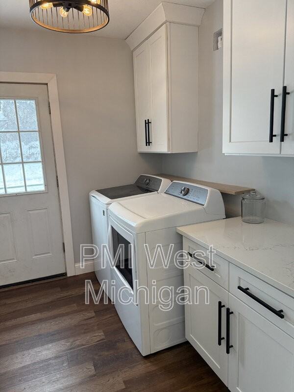 1317 Morgan St Nw - Photo 3 of 25