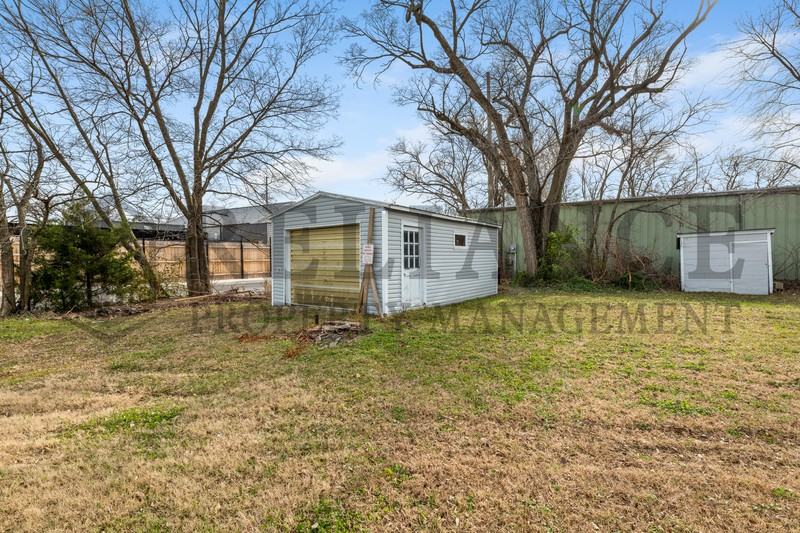 119 Harrison Street - Photo 4 of 30