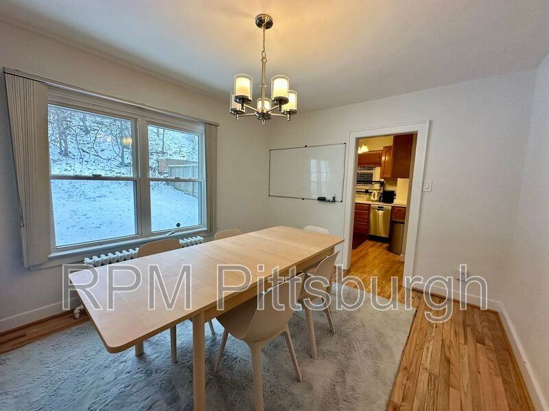 6526 Rosemoor Street - Photo 4 of 17