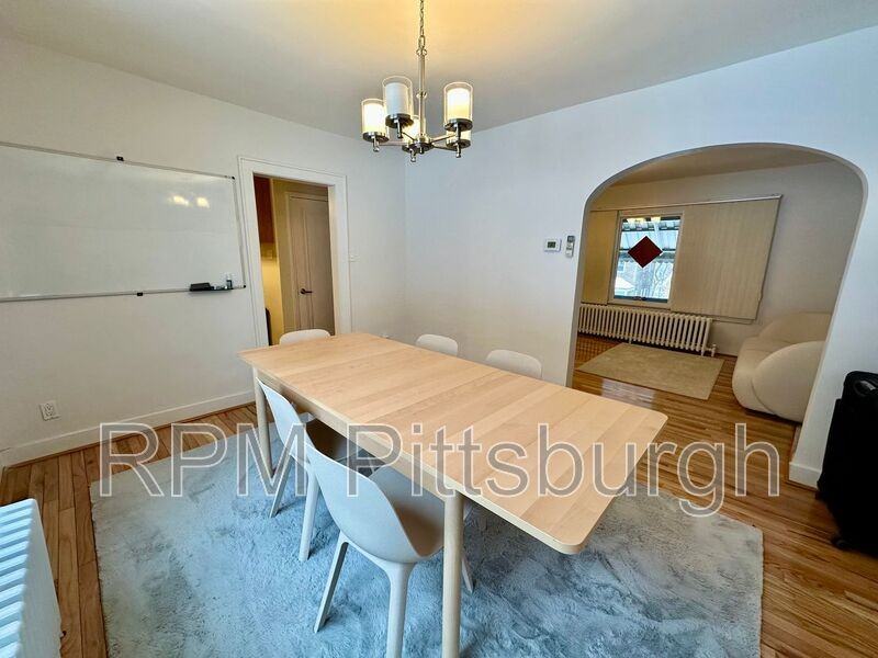 6526 Rosemoor Street - Photo 5 of 17