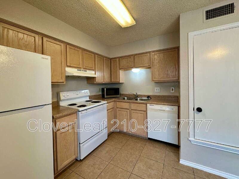 10561 Starcrest Drive - Photo 6 of 32