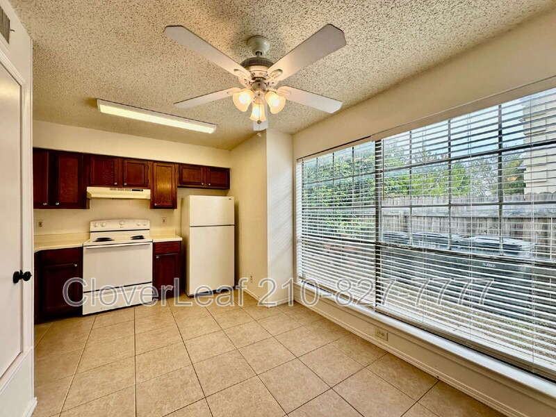 10563 Starcrest Dr - Photo 5 of 32