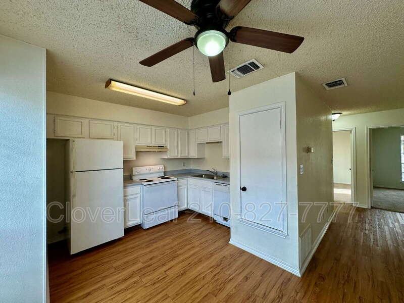 10565 Starcrest Dr - Photo 7 of 33