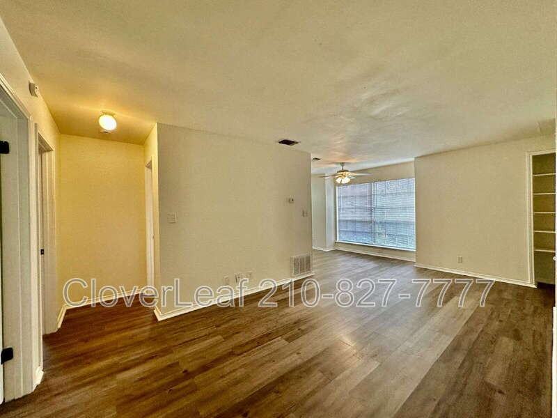 10567 Starcrest Drive - Photo 4 of 32