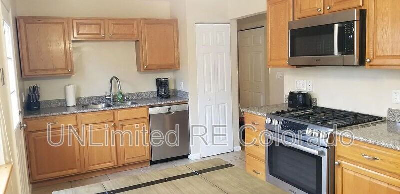 18327 West 58th Drive - Photo 6 of 23