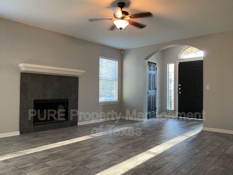 305 Avalance Avenue - Photo 5 of 23