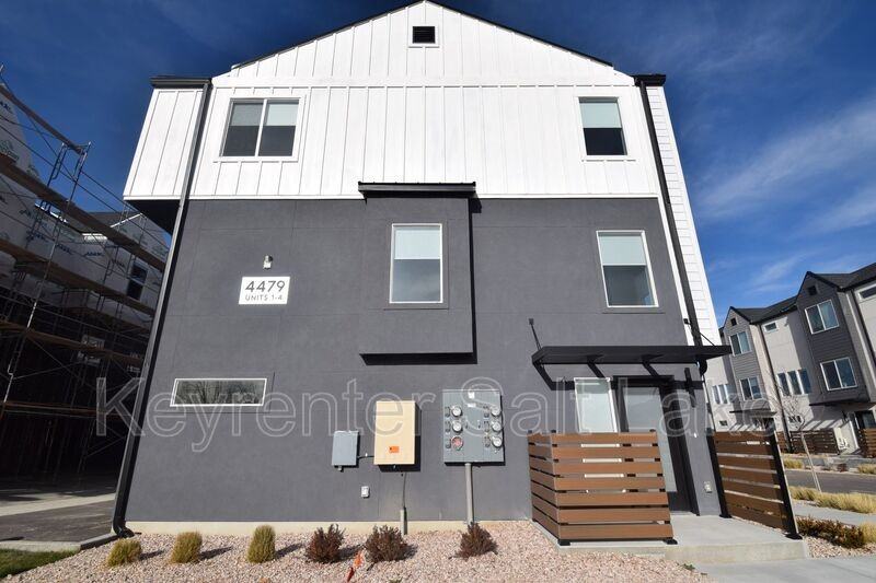 4479 Millcreek Circle - Photo 2 of 28