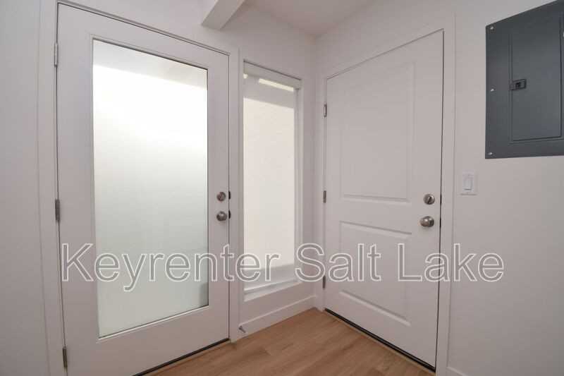 4479 Millcreek Circle - Photo 4 of 28