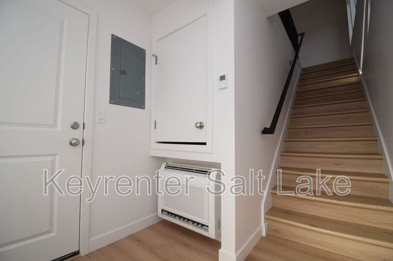 4479 Millcreek Circle - Photo 5 of 28