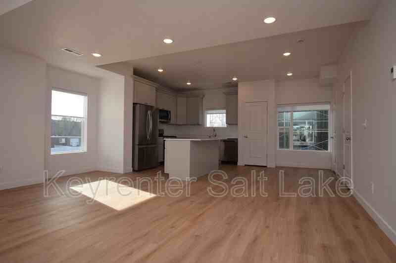 4479 Millcreek Circle - Photo 7 of 28