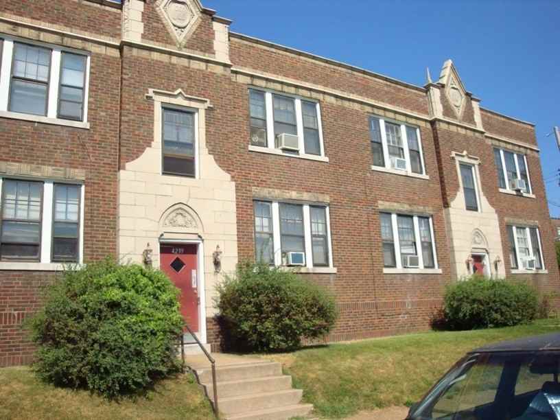 4931 Winona - Photo 5 of 5