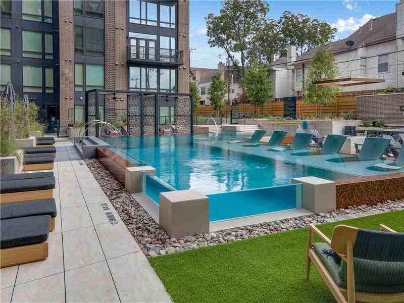 5715 Richmond Avenue #A7-65