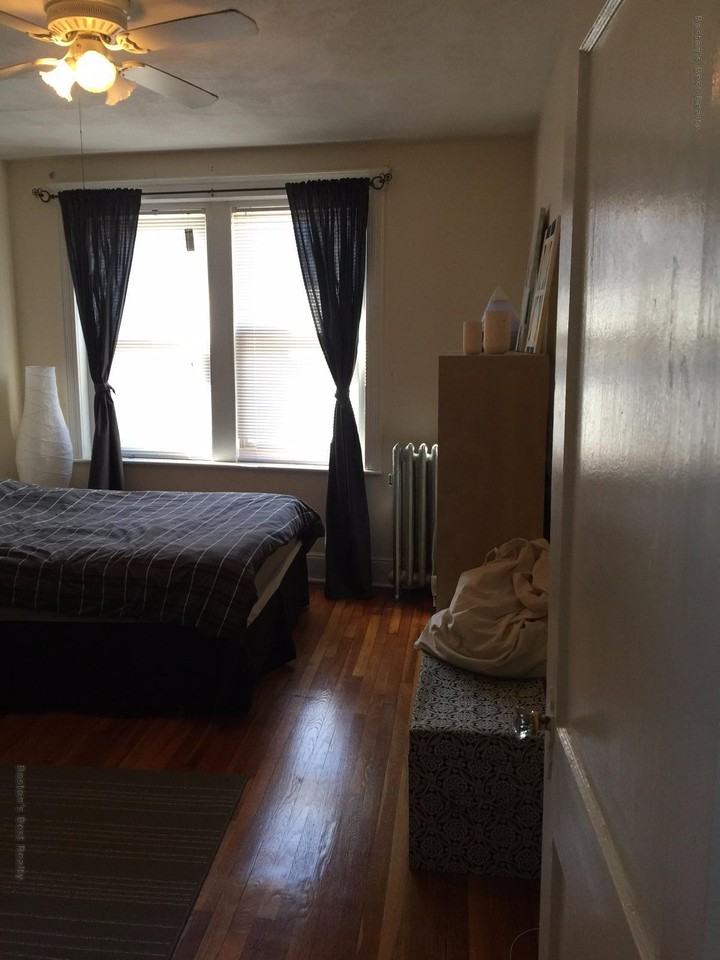 17 Lothian Road #402 - Photo 2 of 10