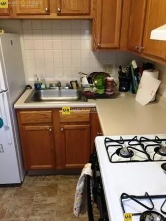 Saint Stephen Street #7 - Photo 2 of 13