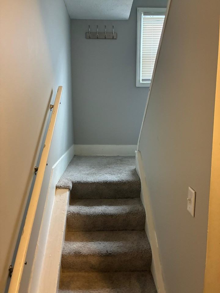 1821 Willowdale Avenue - Photo 3 of 10