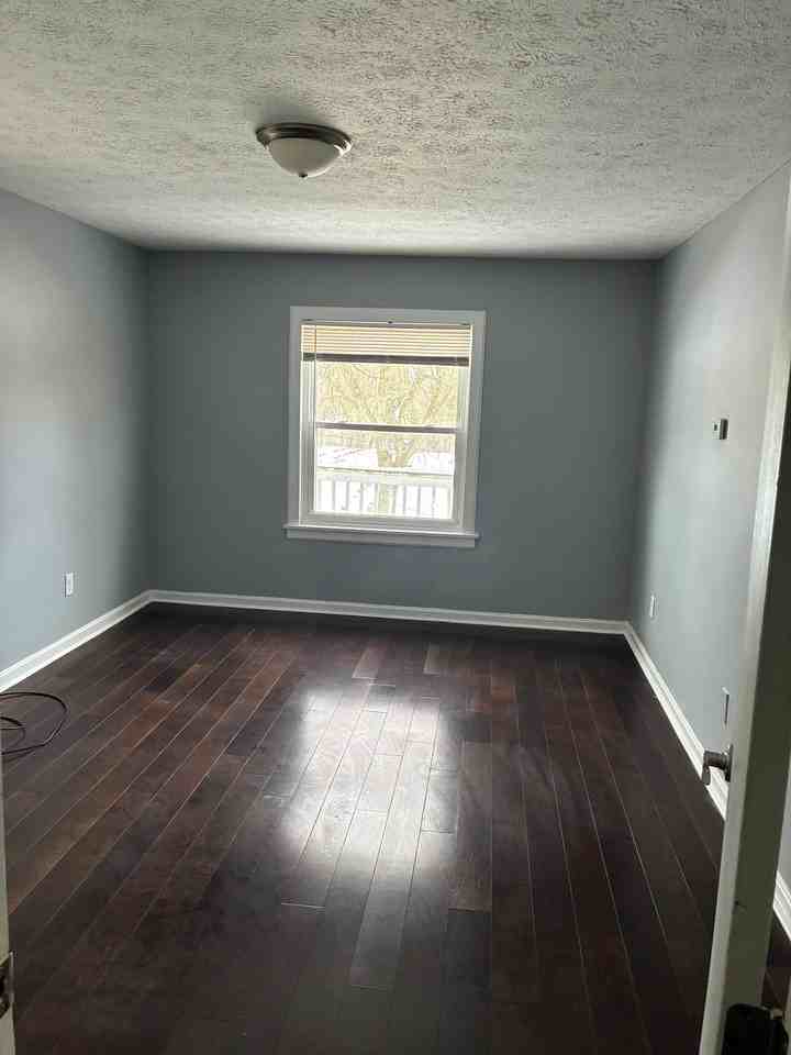 1821 Willowdale Avenue - Photo 4 of 10