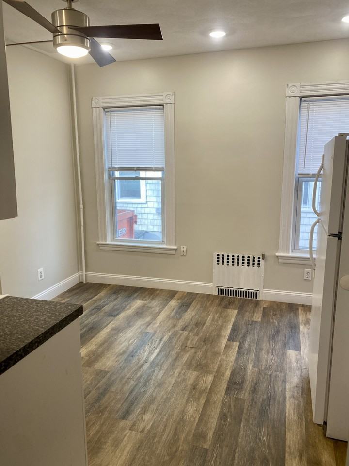 15 Jaques St #1 - Photo 5 of 12