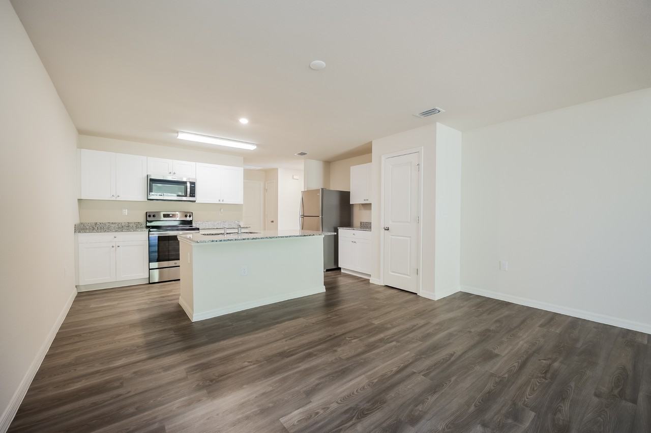 9076 Aegean Cir - Photo 5 of 20