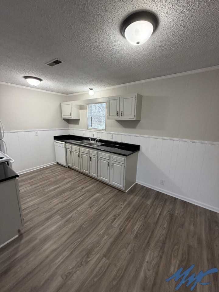 902 Palmer Drive #12 - Photo 4 of 11