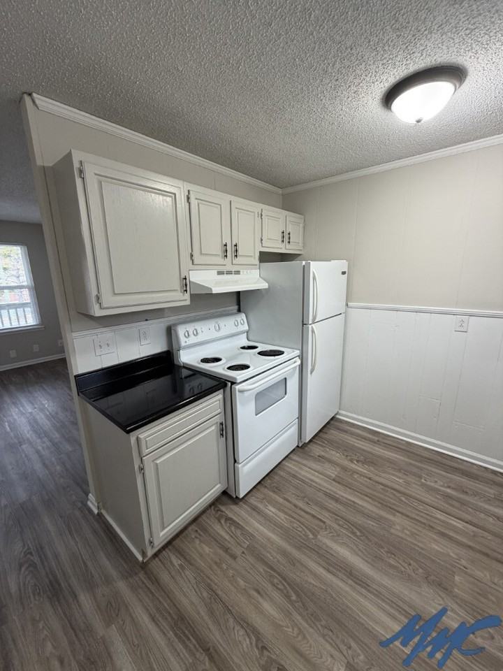 902 Palmer Drive #12 - Photo 5 of 11