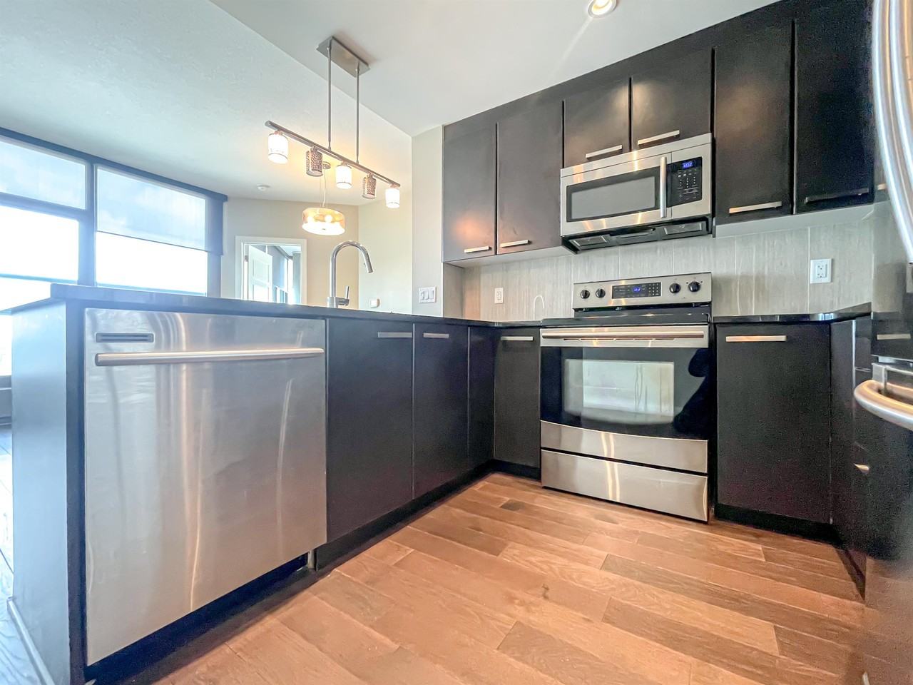 225 11 Avenue SE #2603 - Photo 7 of 23