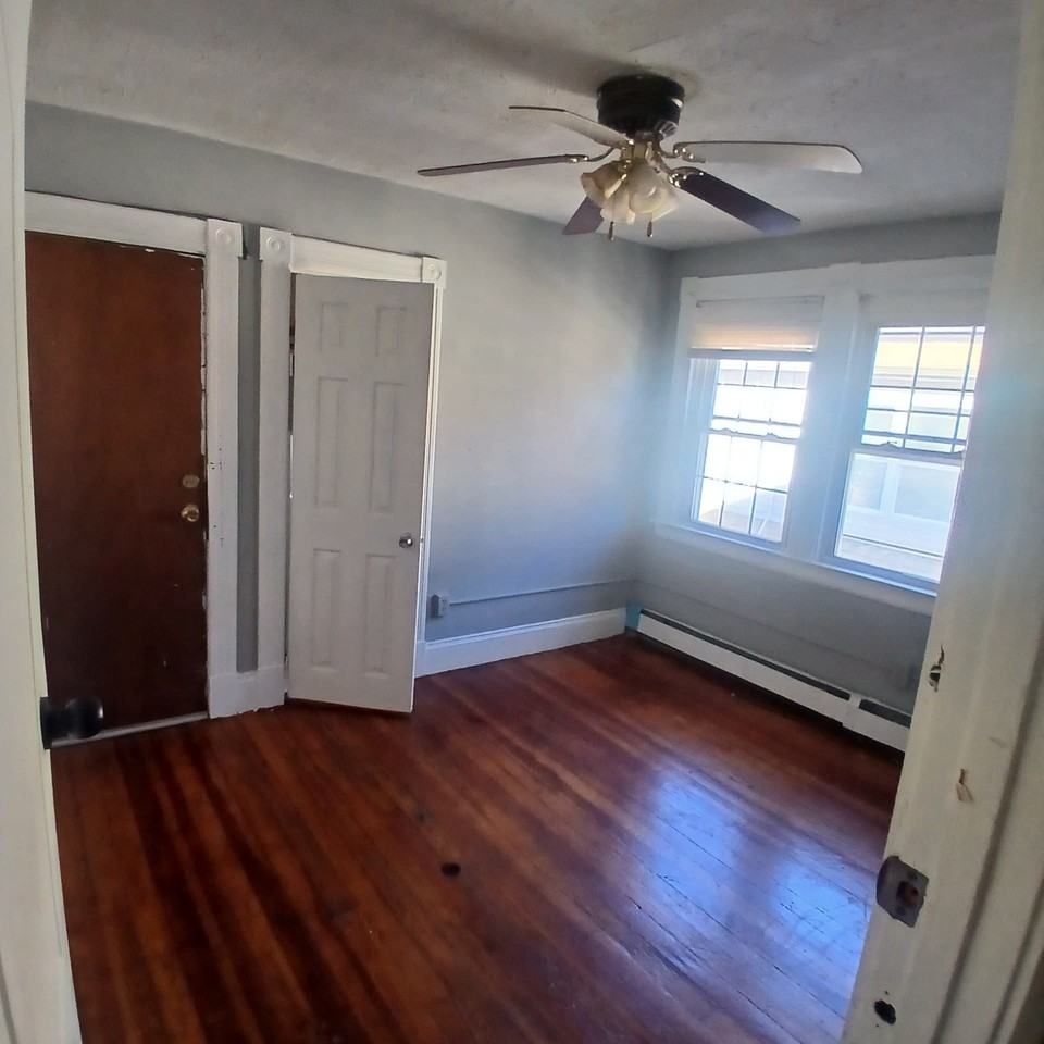 224 Vine Street #3 - Photo 4 of 13