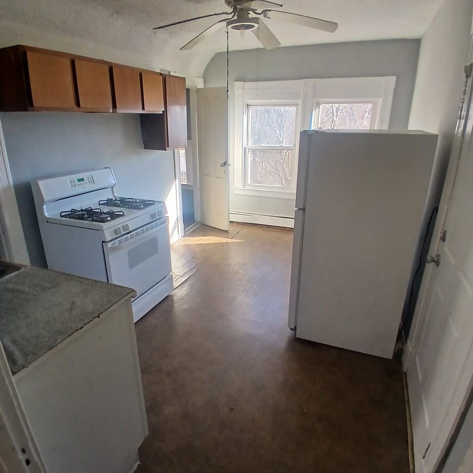 224 Vine Street #3 - Photo 6 of 13