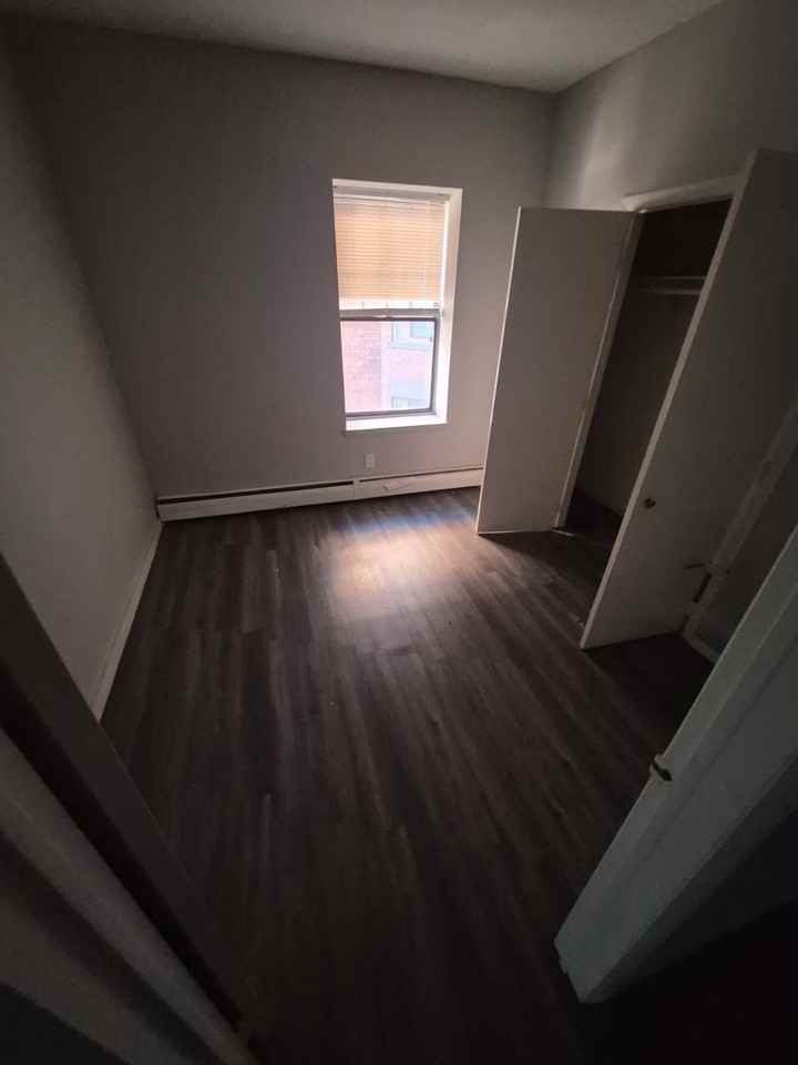 12 Congress Street #402 - Photo 5 of 8