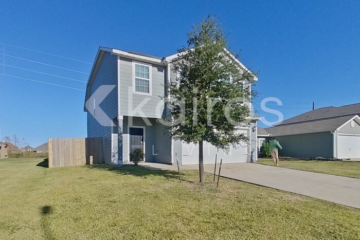 5611 Littoral Rd #Cove - Photo 2 of 31