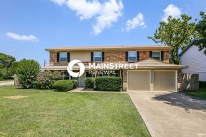 featured image of 4432 Ivy Drive