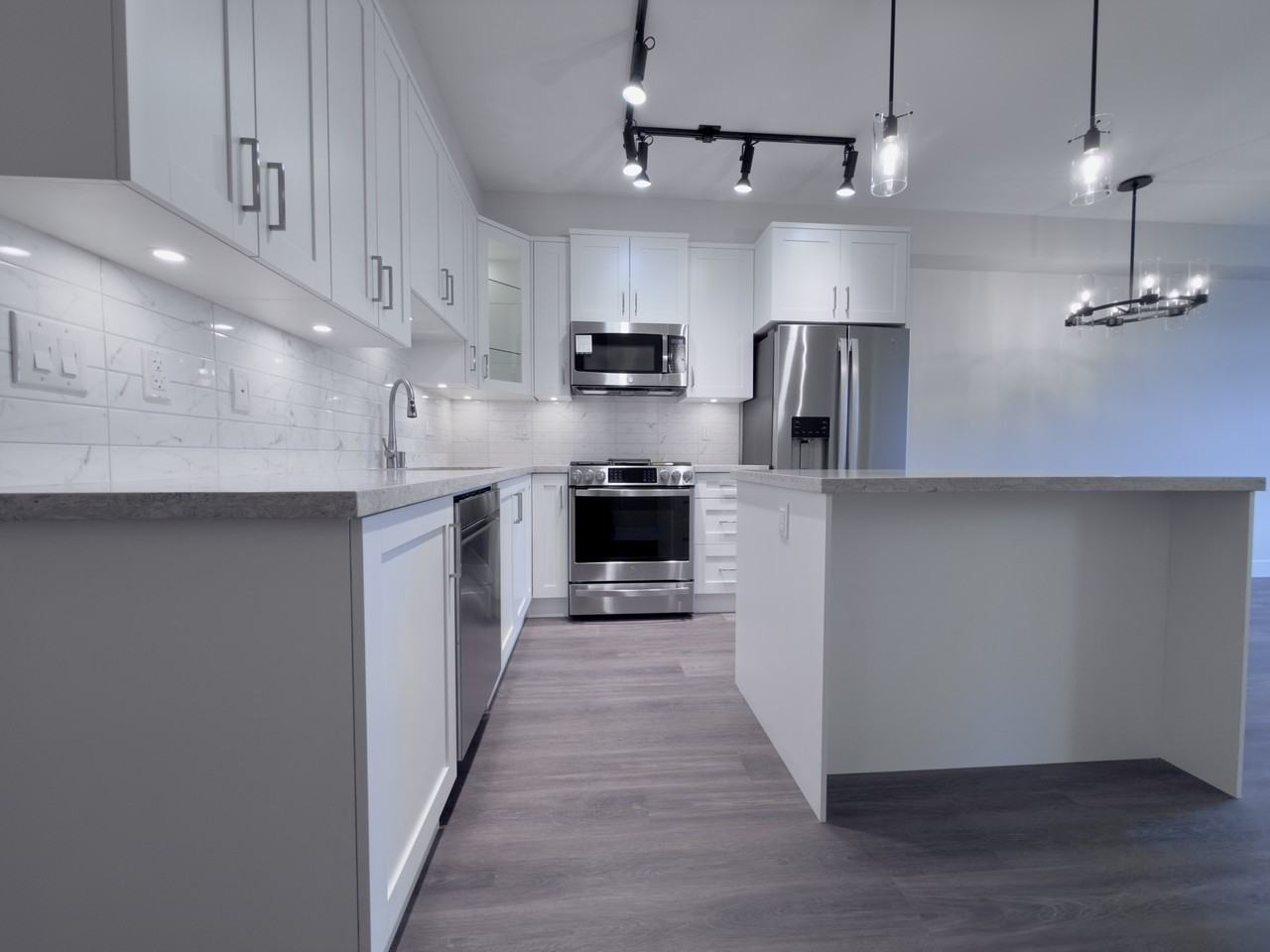 20926 83 Avenue #306 - Photo 4 of 18