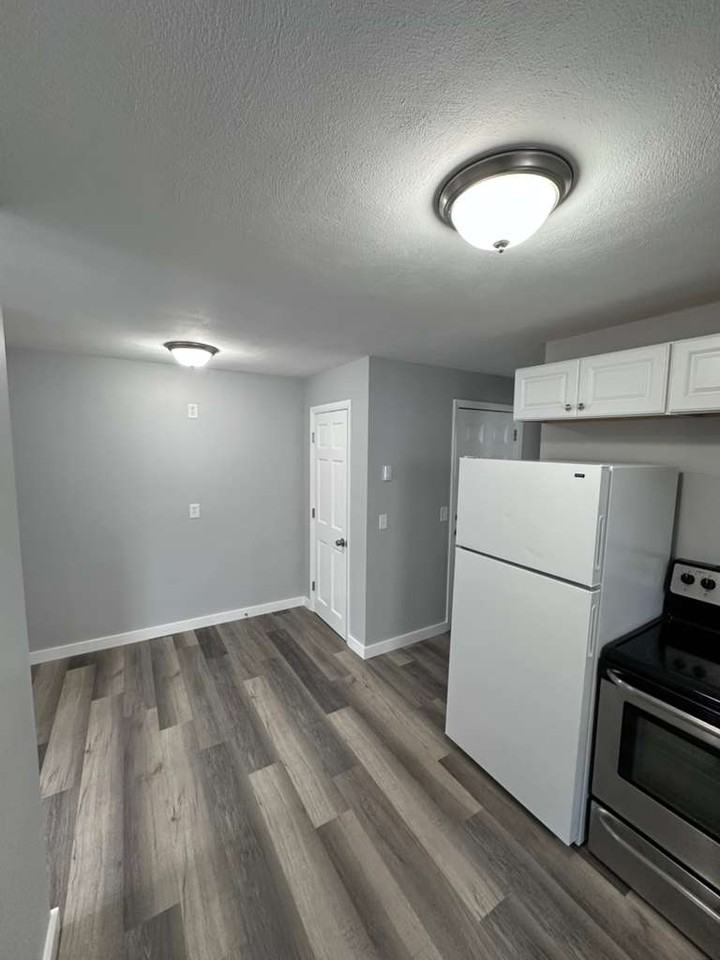 9 Malden Street #1R - Photo 2 of 9