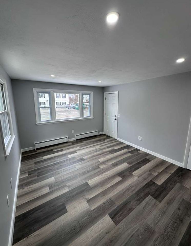 9 Malden Street #1R - Photo 6 of 9