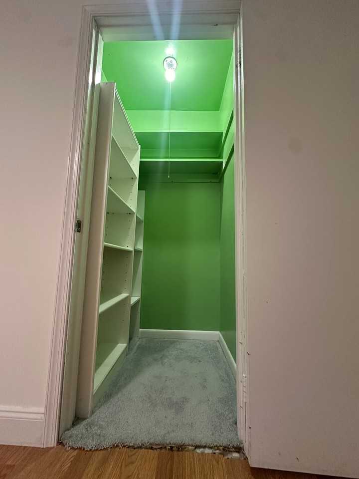 20744 Br #980 - Photo 2 of 10